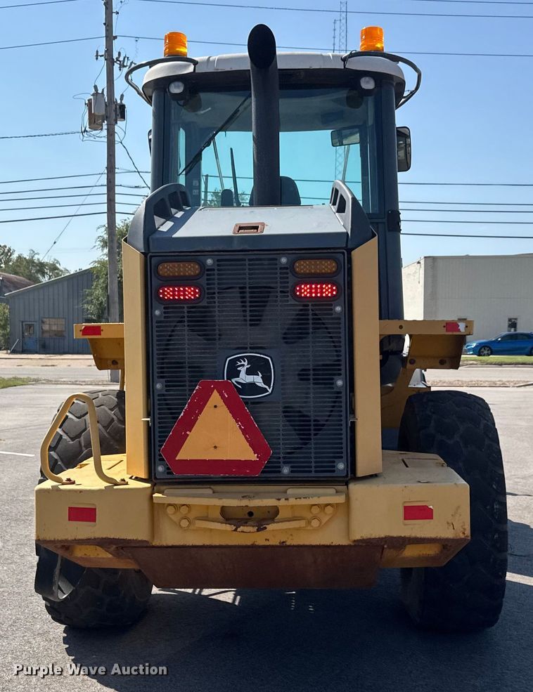 image for item EM8109 2006 John Deere 444J wheel loader