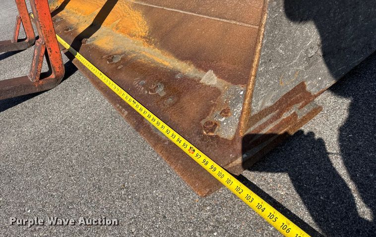 image for item EM8109 2006 John Deere 444J wheel loader