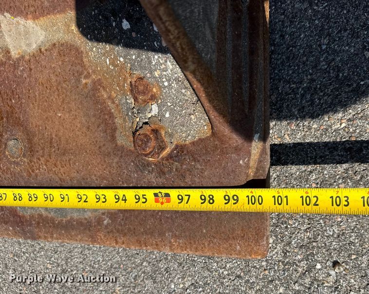 image for item EM8109 2006 John Deere 444J wheel loader