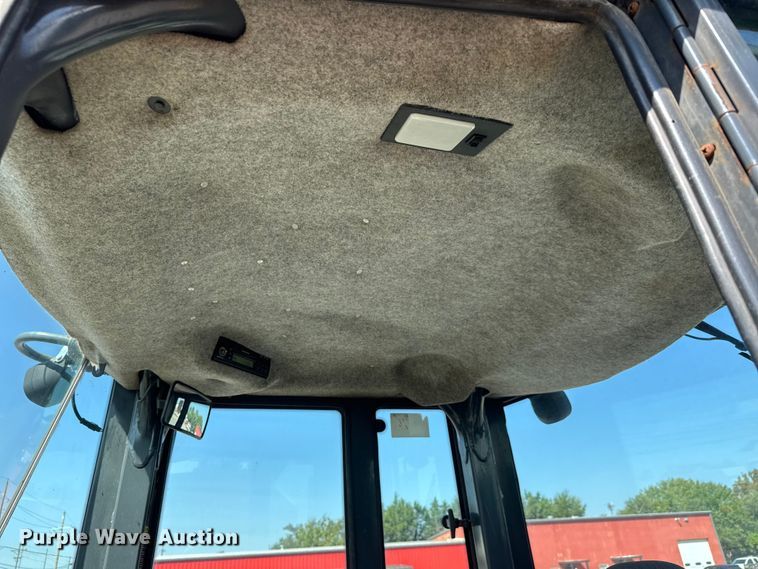 image for item EM8109 2006 John Deere 444J wheel loader