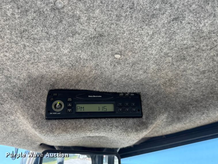 image for item EM8109 2006 John Deere 444J wheel loader