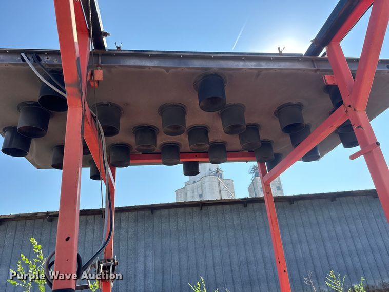 image for item EM8110 2002 Vermac ST-4825 arrow board trailer