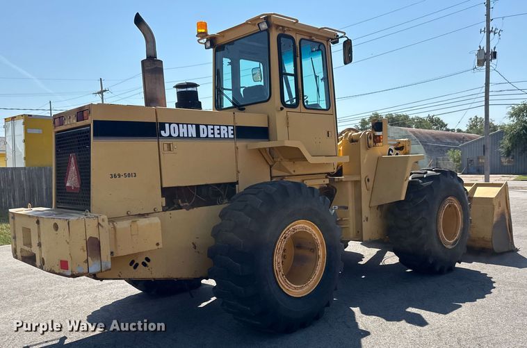 image for item EM8112 1993 John Deere 644G wheel loader