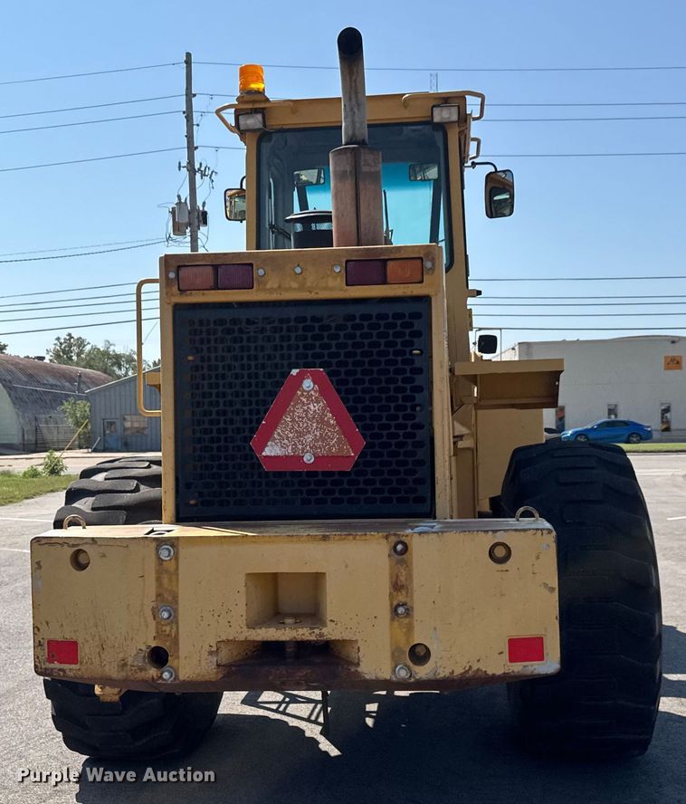 image for item EM8112 1993 John Deere 644G wheel loader