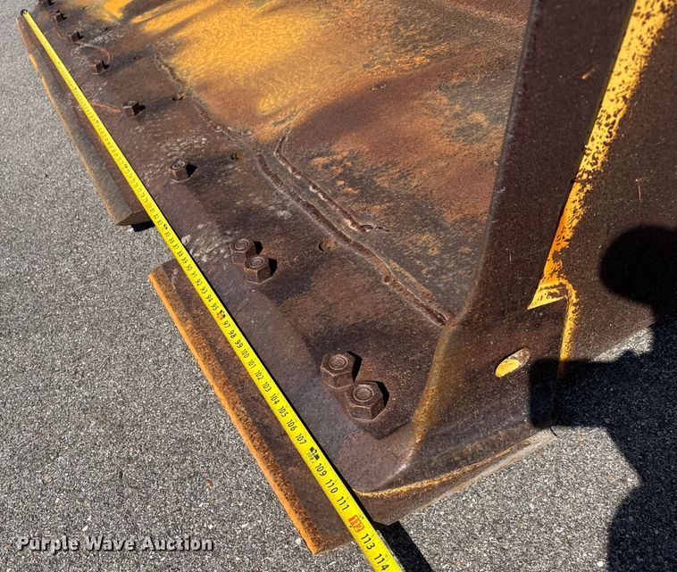 image for item EM8112 1993 John Deere 644G wheel loader