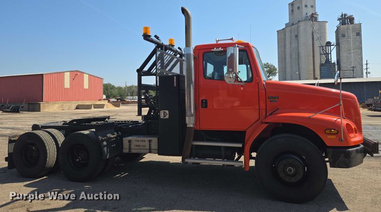 image for item EM8113 2003 Freightliner FL112 winch truck