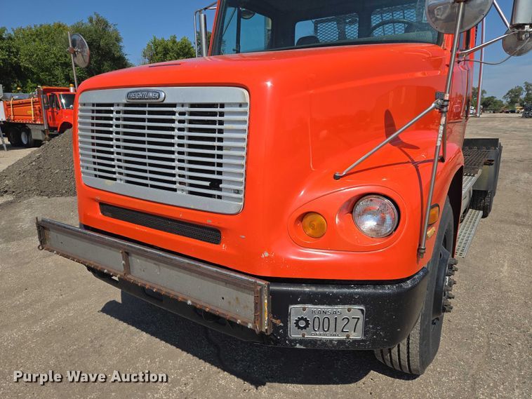 image for item EM8113 2003 Freightliner FL112 winch truck