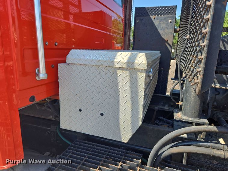 image for item EM8113 2003 Freightliner FL112 winch truck