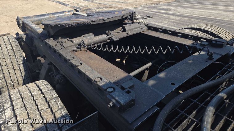 image for item EM8113 2003 Freightliner FL112 winch truck