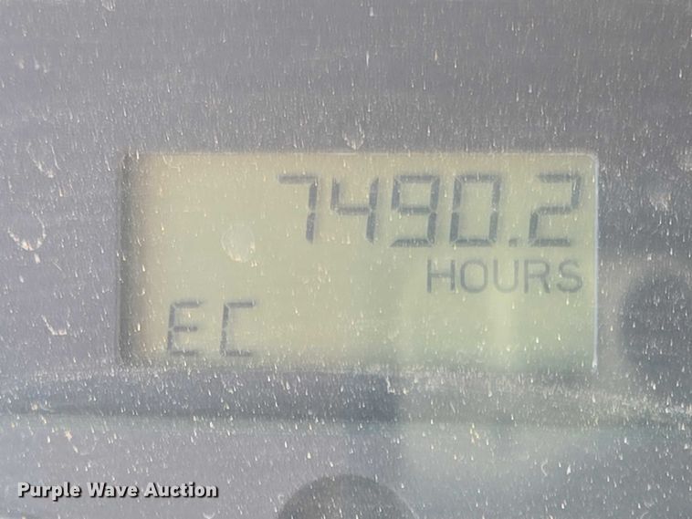 image for item EM8113 2003 Freightliner FL112 winch truck