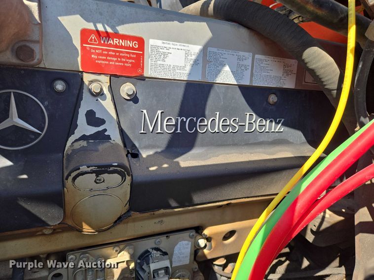 image for item EM8113 2003 Freightliner FL112 winch truck