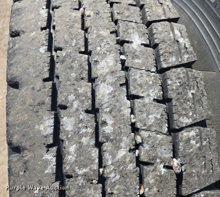 image for item EM8113 2003 Freightliner FL112 winch truck