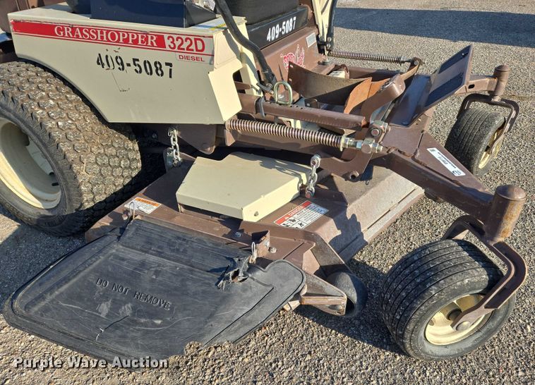 image for item EM8115 2007 Grasshopper 322D ZTR lawn mower