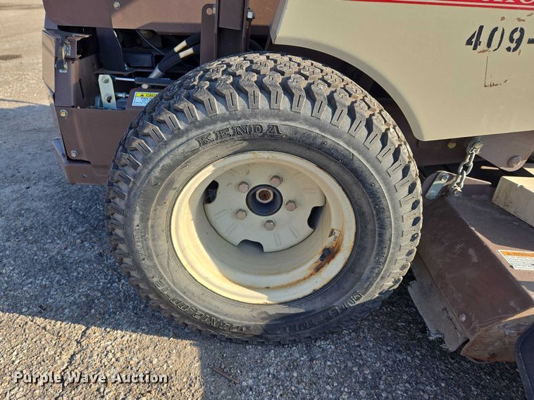 image for item EM8115 2007 Grasshopper 322D ZTR lawn mower