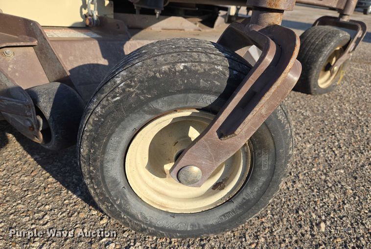 image for item EM8115 2007 Grasshopper 322D ZTR lawn mower