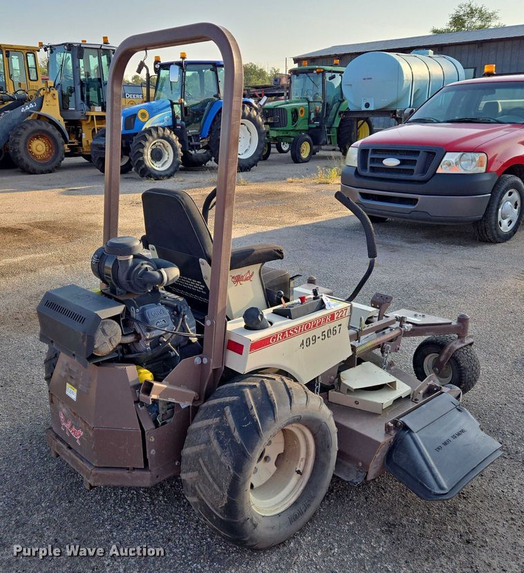 image for item EM8116 2007 Grasshopper 227 ZTR lawn mower