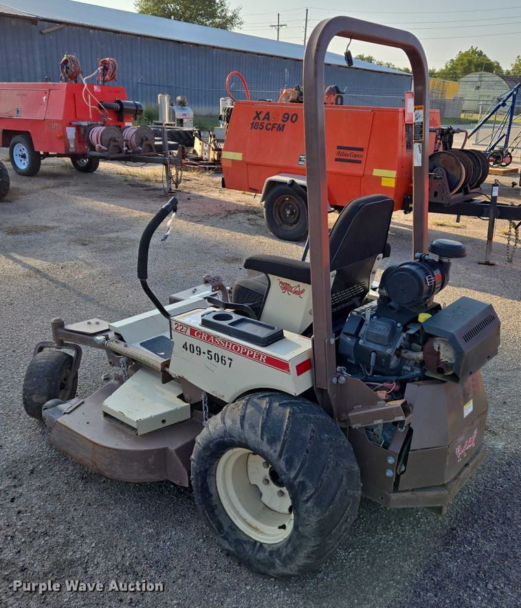 image for item EM8116 2007 Grasshopper 227 ZTR lawn mower