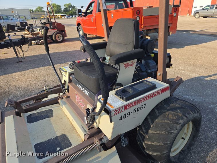 image for item EM8116 2007 Grasshopper 227 ZTR lawn mower