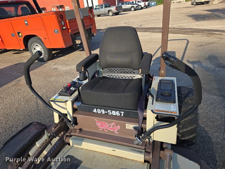 image for item EM8116 2007 Grasshopper 227 ZTR lawn mower