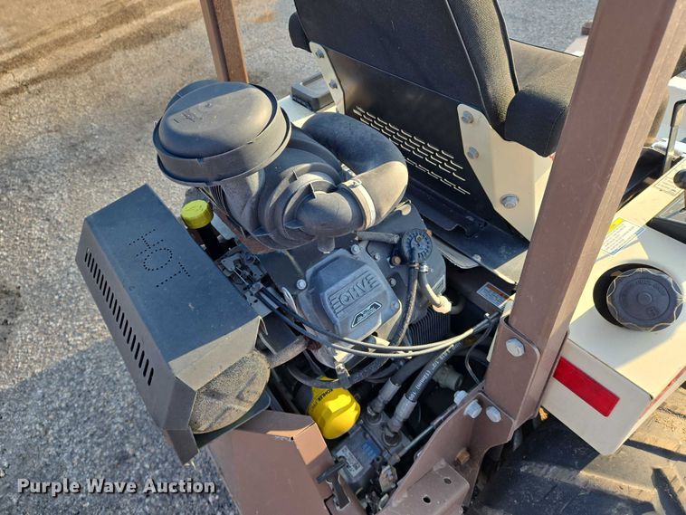 image for item EM8116 2007 Grasshopper 227 ZTR lawn mower