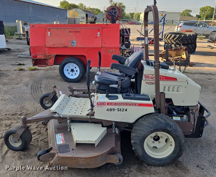 image for item EM8117 2014 Grasshopper 430D ZTR lawn mower