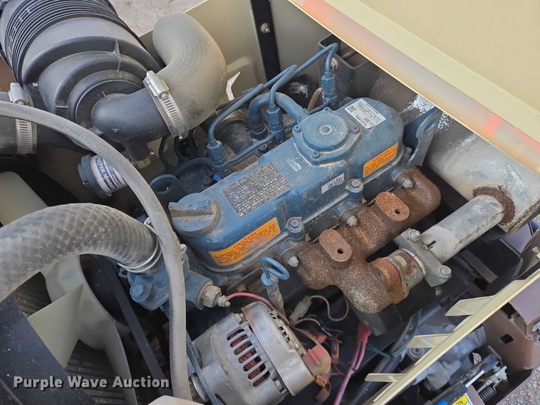 image for item EM8117 2014 Grasshopper 430D ZTR lawn mower