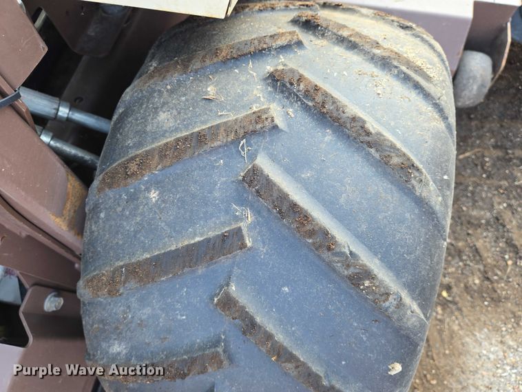 image for item EM8117 2014 Grasshopper 430D ZTR lawn mower