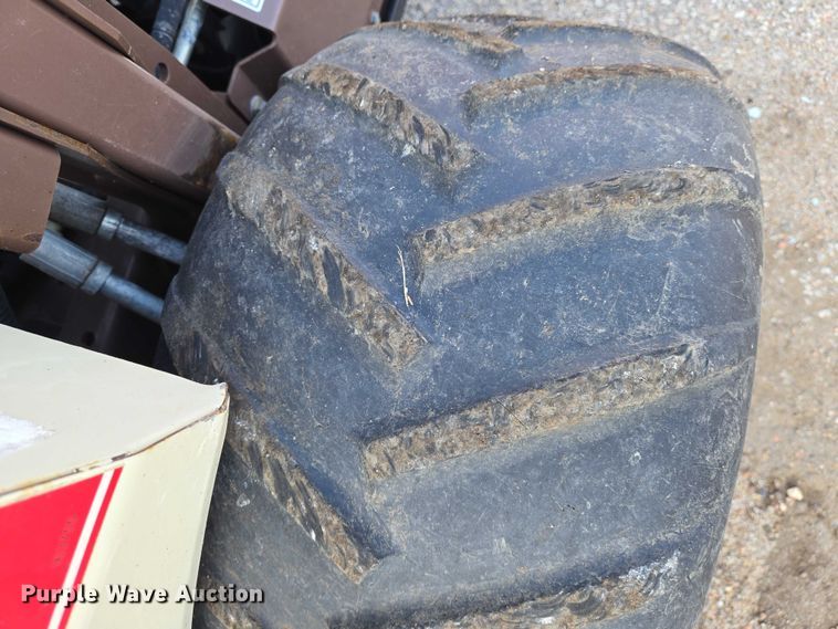 image for item EM8117 2014 Grasshopper 430D ZTR lawn mower