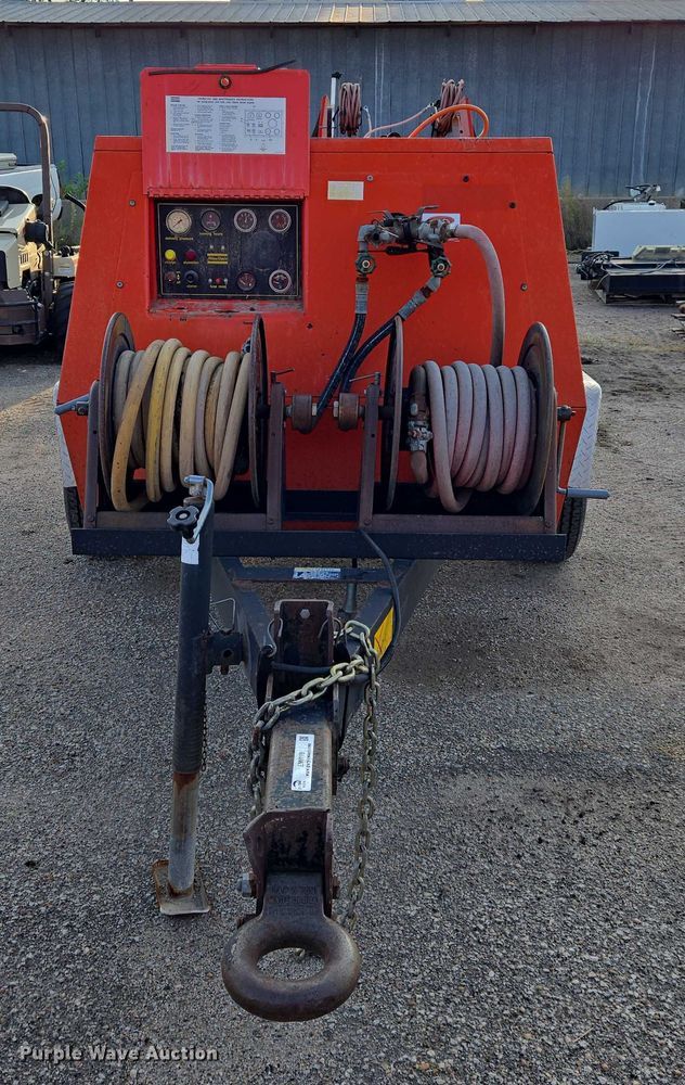 image for item EM8119 1999 Atlas Corp XAS90 air compressor