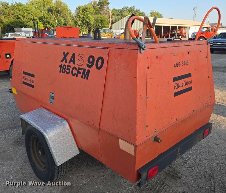 image for item EM8119 1999 Atlas Corp XAS90 air compressor
