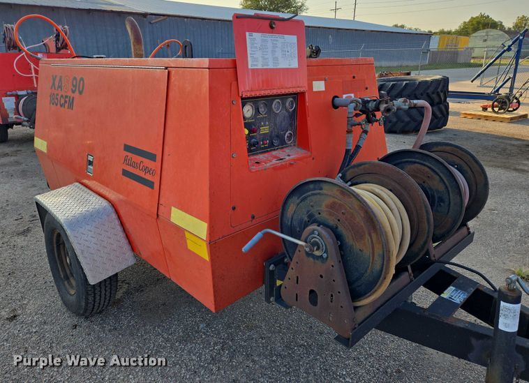 image for item EM8119 1999 Atlas Corp XAS90 air compressor