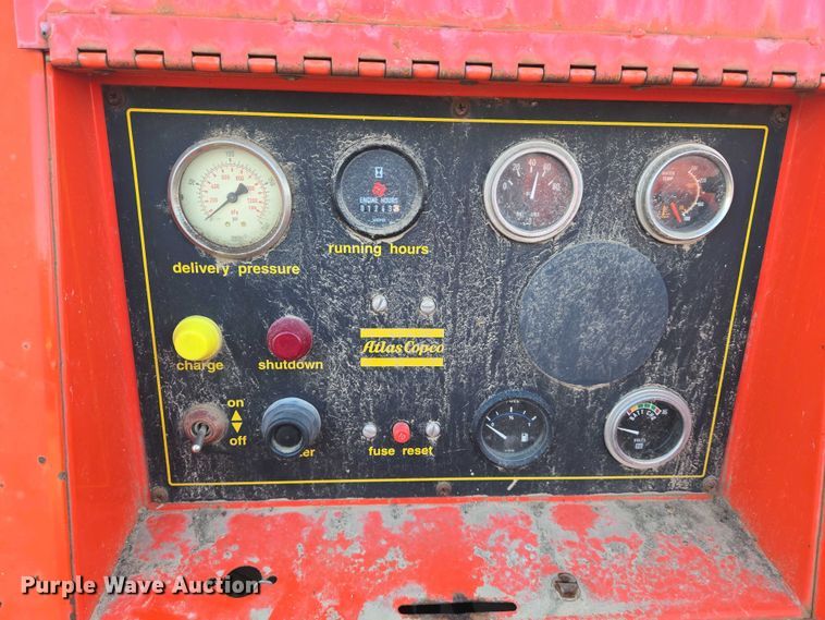 image for item EM8119 1999 Atlas Corp XAS90 air compressor