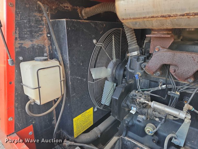 image for item EM8119 1999 Atlas Corp XAS90 air compressor