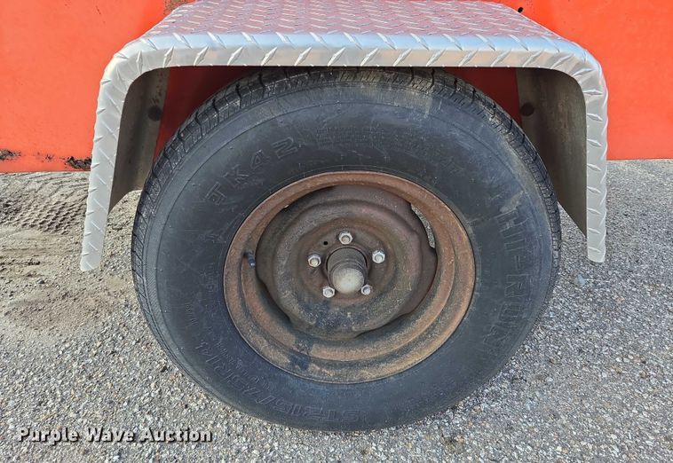 image for item EM8119 1999 Atlas Corp XAS90 air compressor