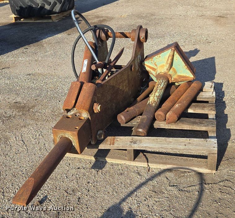 image for item EM8120 Kent breaker