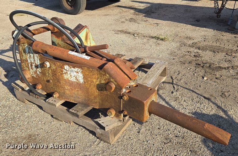 image for item EM8120 Kent breaker