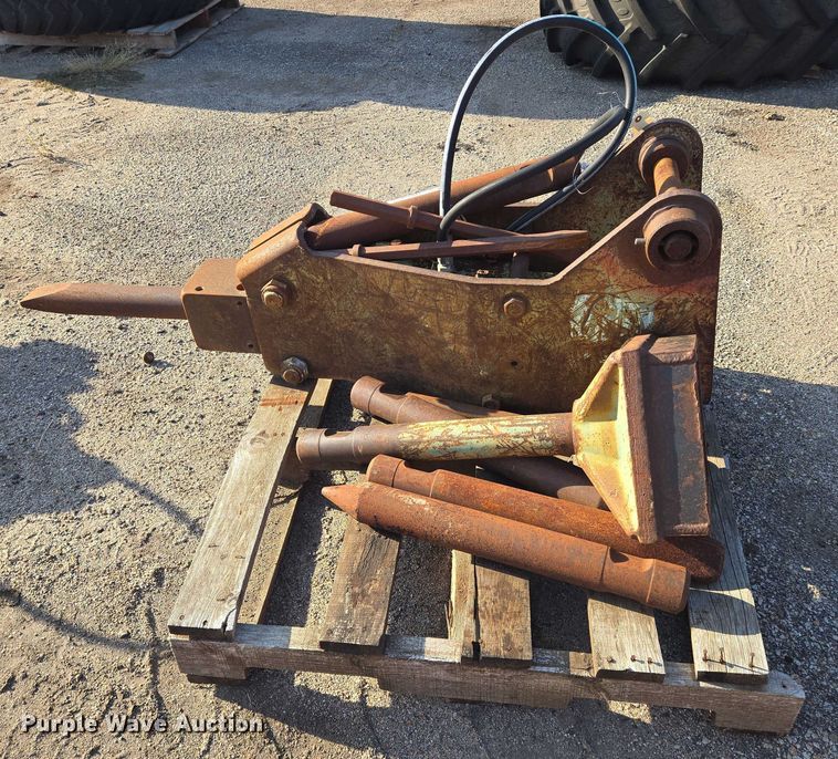 image for item EM8120 Kent breaker