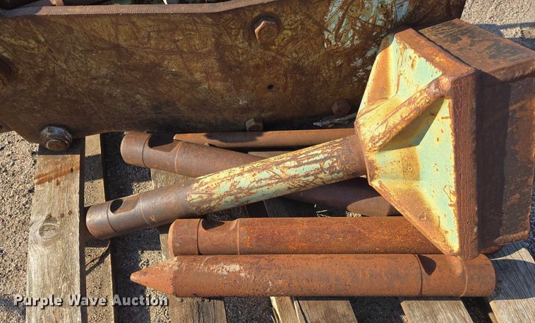 image for item EM8120 Kent breaker