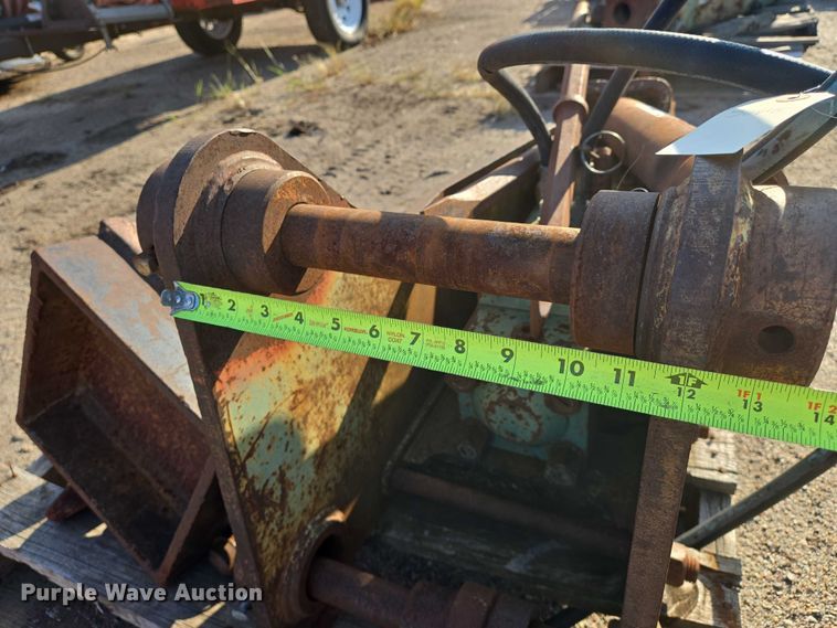 image for item EM8120 Kent breaker