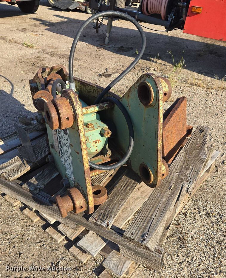 image for item EM8121 Kent KHB5G breaker