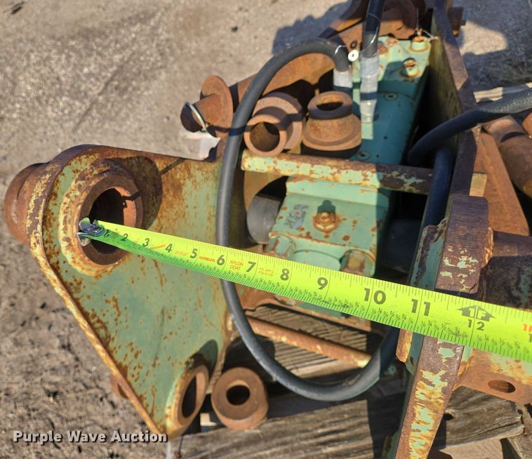 image for item EM8121 Kent KHB5G breaker