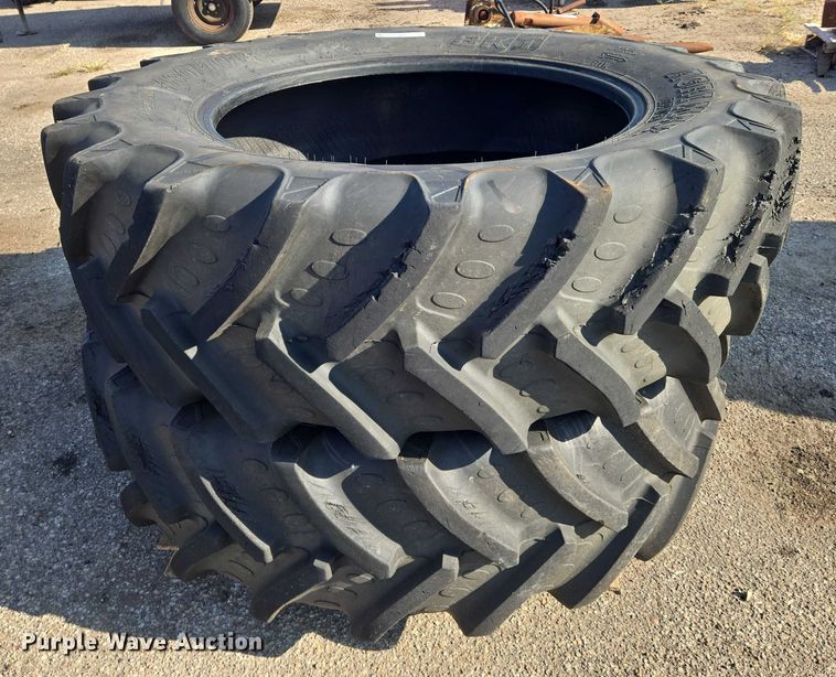 image for item EM8127 (2) BKT Agri Max RT765 480/70R38 tires