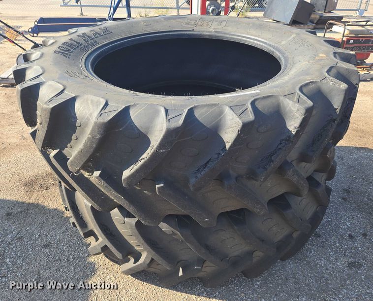 image for item EM8127 (2) BKT Agri Max RT765 480/70R38 tires