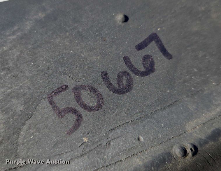 image for item EM8127 (2) BKT Agri Max RT765 480/70R38 tires