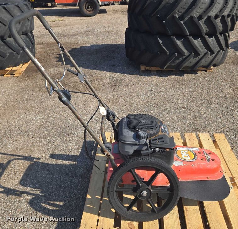 image for item EM8131 Professional Power string trimmer