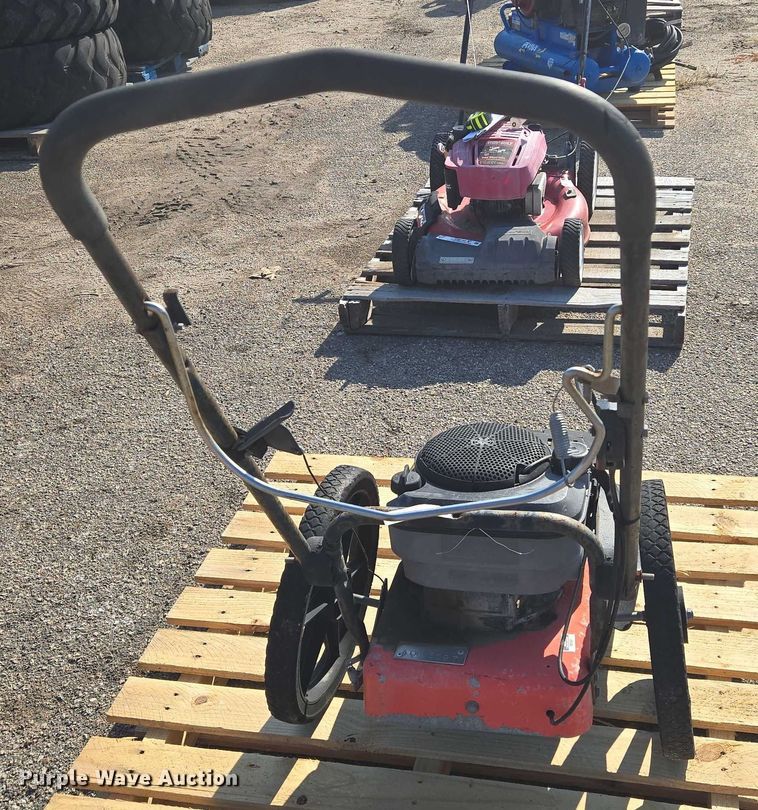 image for item EM8131 Professional Power string trimmer