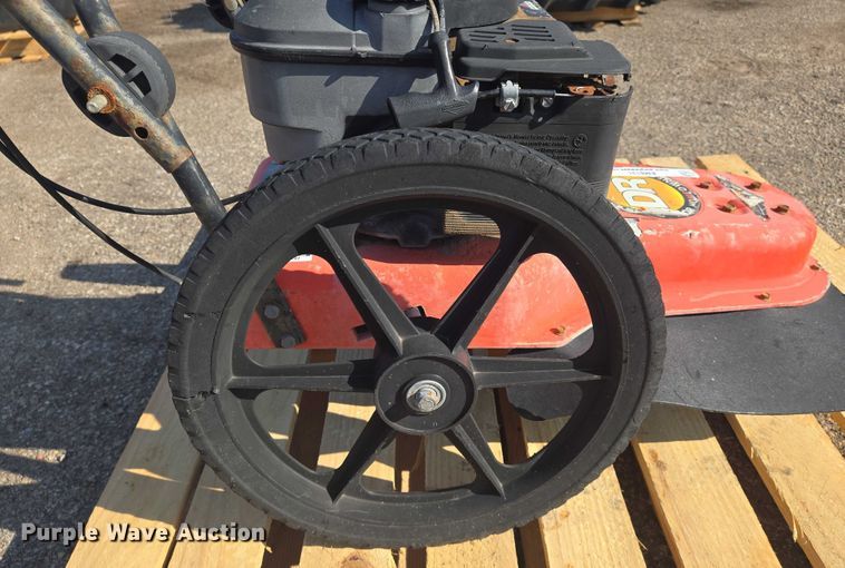 image for item EM8131 Professional Power string trimmer