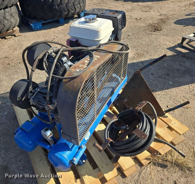 image for item EM8133 2009 Puma PUK-6008DG air compressor