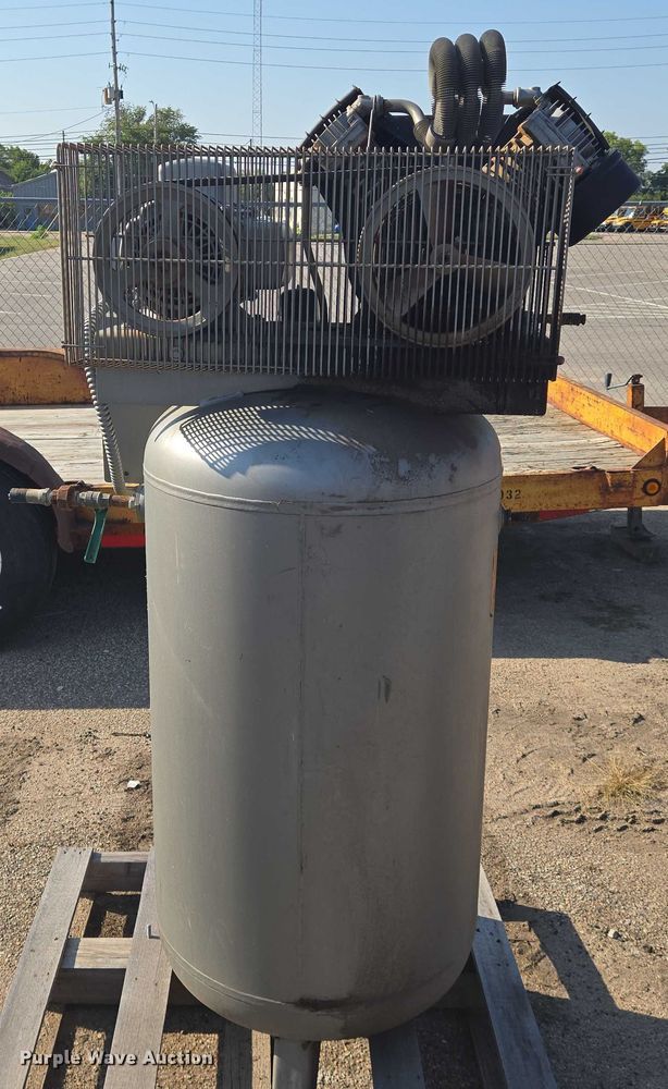 image for item EM8134 1995 Campbell Hausfeld air compressor