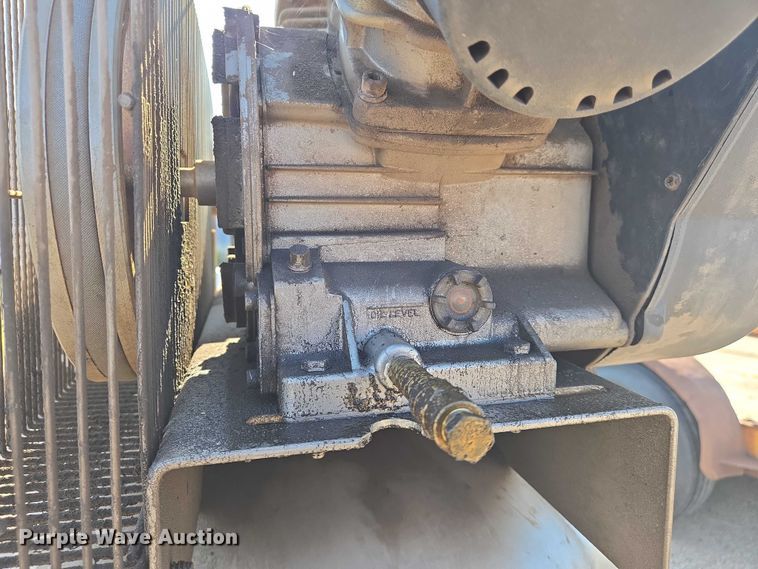 image for item EM8134 1995 Campbell Hausfeld air compressor